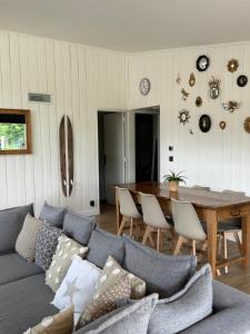 Maisons de vacances Petite Girolle : photos des chambres