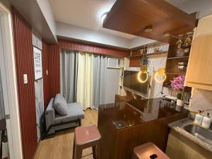 Minimalist Staycation Near Cubao, Ateneo