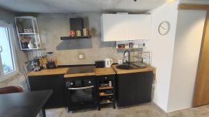 Fjaka, old stone house