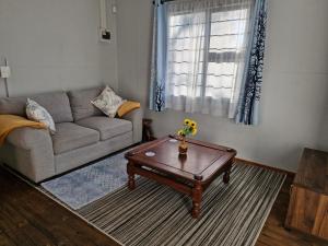 Elmscote Cottages - Cabin 2