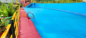 The Kempty Pool Retreat