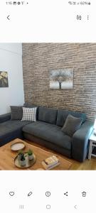 Joannas heart of Athens one BR Charm Balcony view Walk to Tourist Spots