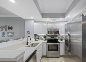 Crystal Shores 1003 by ALBVR - beautifully decorated condo with stunning views!