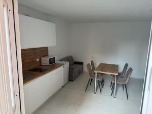 POKOJE -KWATERY Chodecz Waryńskiego 2A