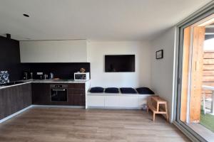 Beautiful spacious apt near Arc 1600