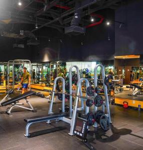 Lang Retreat Apartment - Resort Pool & Elite Gym