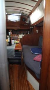 Accommodation on a sailboat in Sysmä harbour