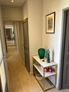 Appartements Aix flat in historic center, 17th century building : photos des chambres