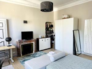 Appartements Aix flat in historic center, 17th century building : photos des chambres