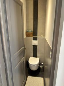 Appartements Aix flat in historic center, 17th century building : photos des chambres