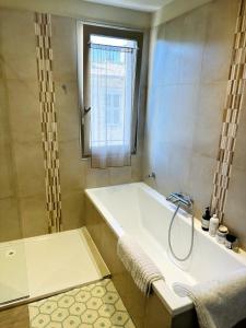 Appartements Aix flat in historic center, 17th century building : photos des chambres