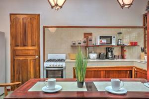 Uva Blue Villas - Villa 4 - Modern Two Bedroom Villa - Private Garden