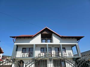 Pensiunea Corbii de Piatră