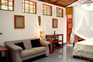 Uva Blue Villas - Villa 5 - Two Bedroom with kitchen - close to beach