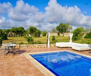 Can Susacasa relax rural con sol piscina y amplitud en Mallorca