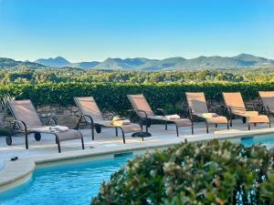 Hotels Hostellerie Le Beffroi : photos des chambres