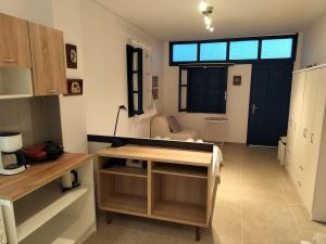 Traditional Cycladic Studio