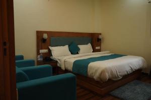 Devlok Inn