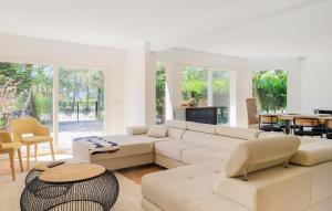 Spacieuse Maison De Ville