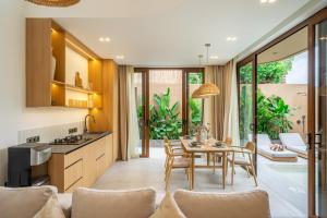 Berawa Week 7 - Trendy Villa with Private Pool