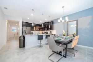 ChampionsGate House with Pool & Game Room Near Disney