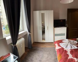 Apartment top center Maria