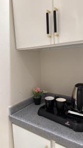 ستيديو هاديء بحي النهضة