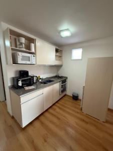 APARTAMENTO A 250 metros DE AVENIDA CORRIENTES