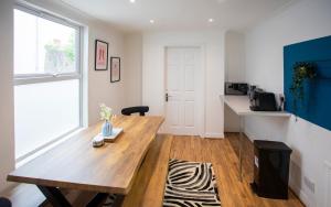 Newport Junction House