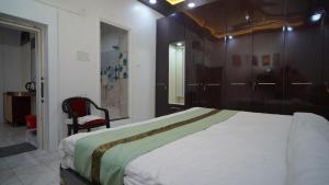 Raahi - 3 Bedroom Flat Near Kashi Vishwanath