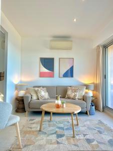 Antheor - vue exceptionnelle - refait à neuf 4 couchages