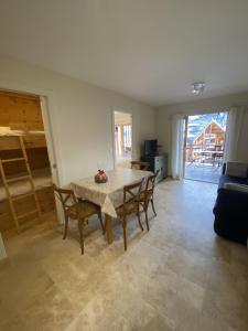 Appartements T2 4 PERS chalet des sapins ski au pieds : photos des chambres