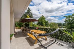 Appartements Appart 10personnes Terrasse vue Loire, Parkings Voitures Velos,10min Centre Blois,40min Zoo Beauval : photos des chambres
