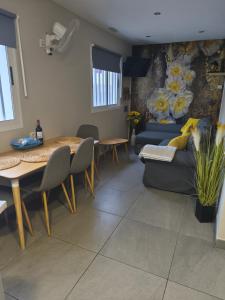 Central Apartment 4P Playa Chica Beach 2min WIFI