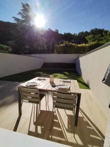 Maisons de vacances Maison neuve Rochemaure vacances familiales ou deplacements professionnels : photos des chambres