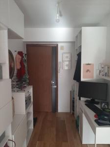 Quiet Garden-Facing Retreat