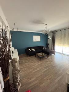 Appartements F3 parking gratuit Clim port 5min aeroport 10min : photos des chambres