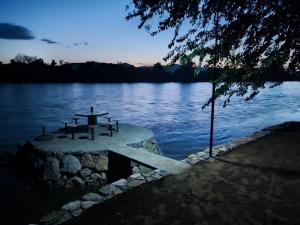 Vikendica na Drini Natasa