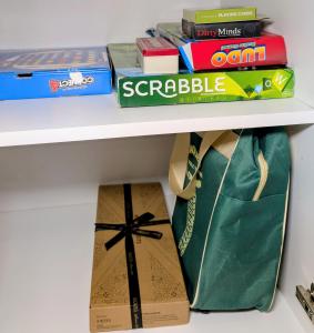 5BR House By WillCo Property Short Lets & Serviced Accommodation Derby With Games, Parking Perfect For Contractors