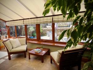 Summer Cottage in Onecote