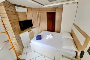 Apto Centro Floripa Com Ar Cond Piscina Garagem e Academia