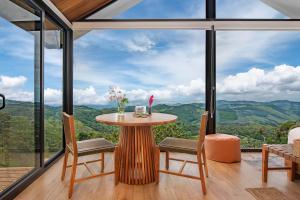 Aves Monteverde Eco Lodge con jacuzzi