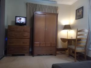 Efficiency Apt - Airport and UofR at Strong Hospital Area - Professionals Welcomed