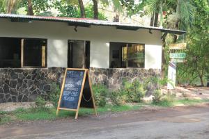 Avellanas Surf Hostel - Ubytování bez kategorie ve městě Playa Avellana