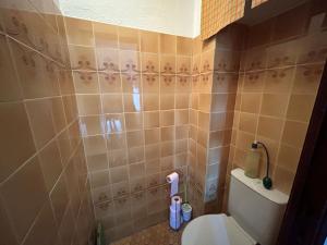 Appartement Climatisé avec Terrasse et Parking - FR-1-837-46