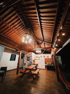 Casa en Boquete con gazebo, BBQ y fogata en el exterior