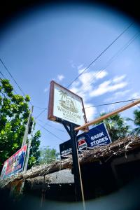 Wave Loom Hostel
