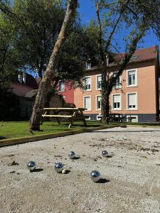 Appartements 2 logements Neuf Cosy avec Espaces Communs Premium Espace detente 23-24 : photos des chambres