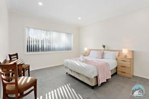 Spacious 4 Bedroom House Near Station & Parramatta