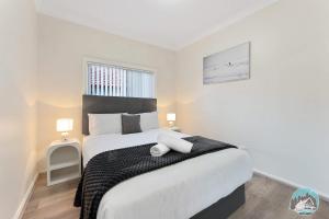 Spacious 4 Bedroom House Near Station & Parramatta